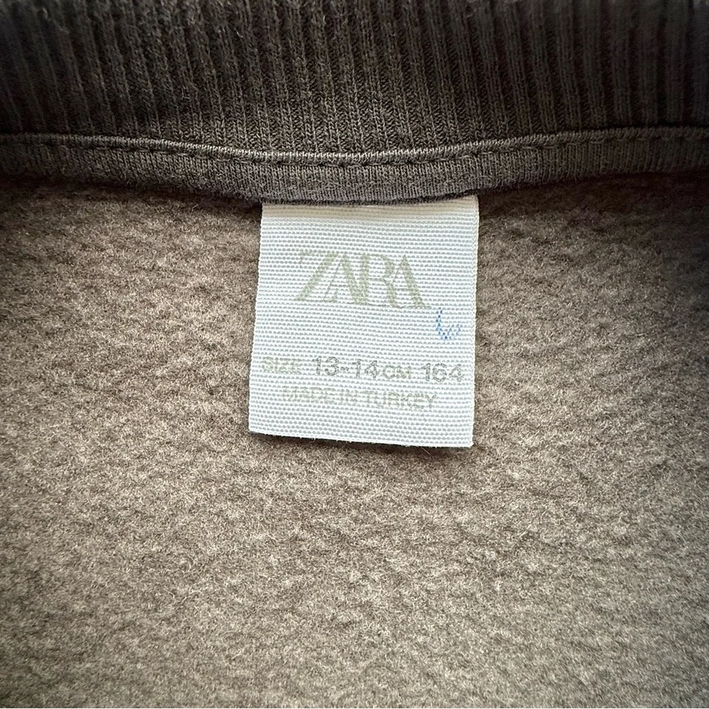 ZARA boys crew neck skull design sweatshirt- Size 13/14- SUPER SOFT